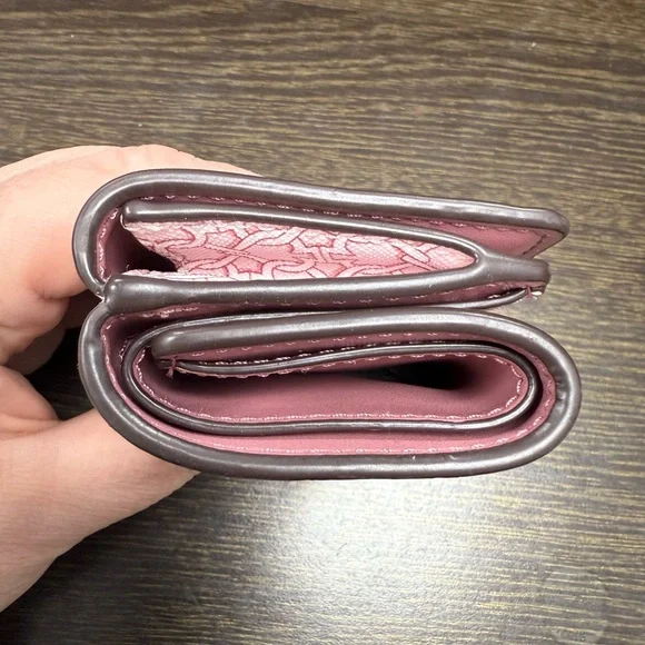 Kate Spade Pink and Cream Crossbody Bag with Wallet - Picture 7 of 16